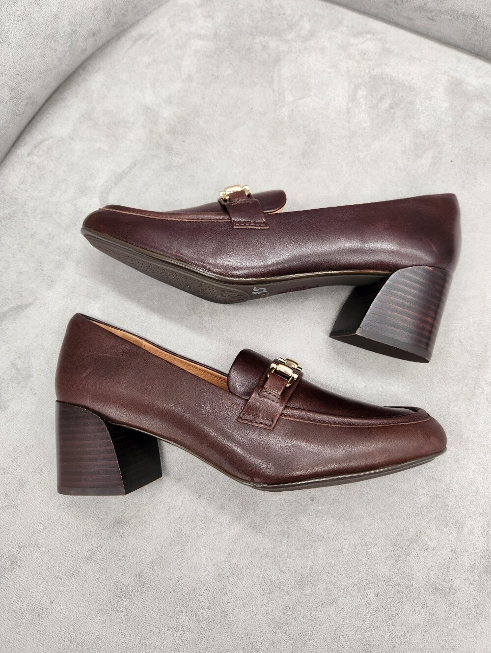 Sofft Heeled Loafers 9.5 Chocolate Brown Horsebit Apron Toe Retro Dressy New$135